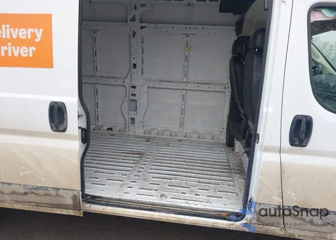 2023 Ram Promaster 2500 z USA, uszkodzony, nr VIN 3C6LRVDGXPE524028